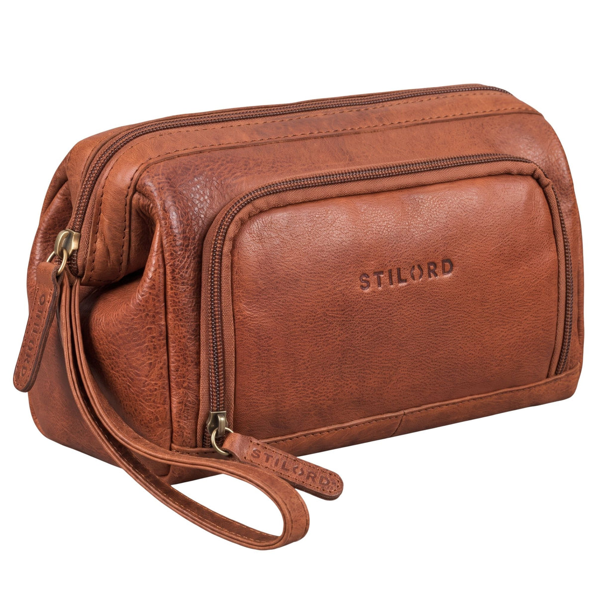 Leather toiletry bag maraska brown, 3/4 front view, embossed STILORD logo, wrist strap, zip compartments